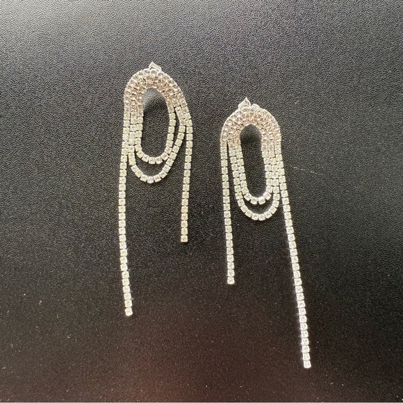 2/$50 Vintage rhinestone medium length chandelier earrings - Picture 2 of 4